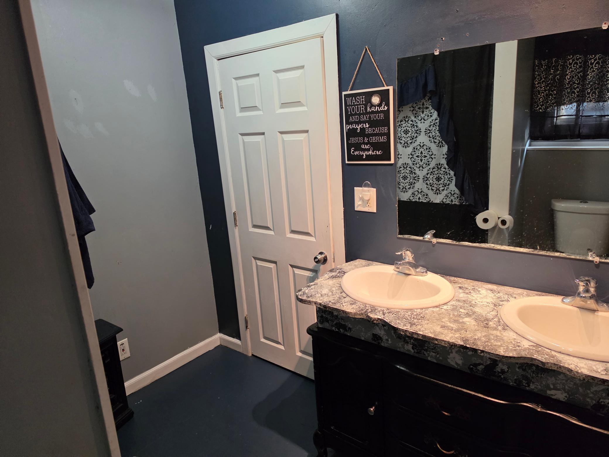320 Vine Avenue Property Photo 12