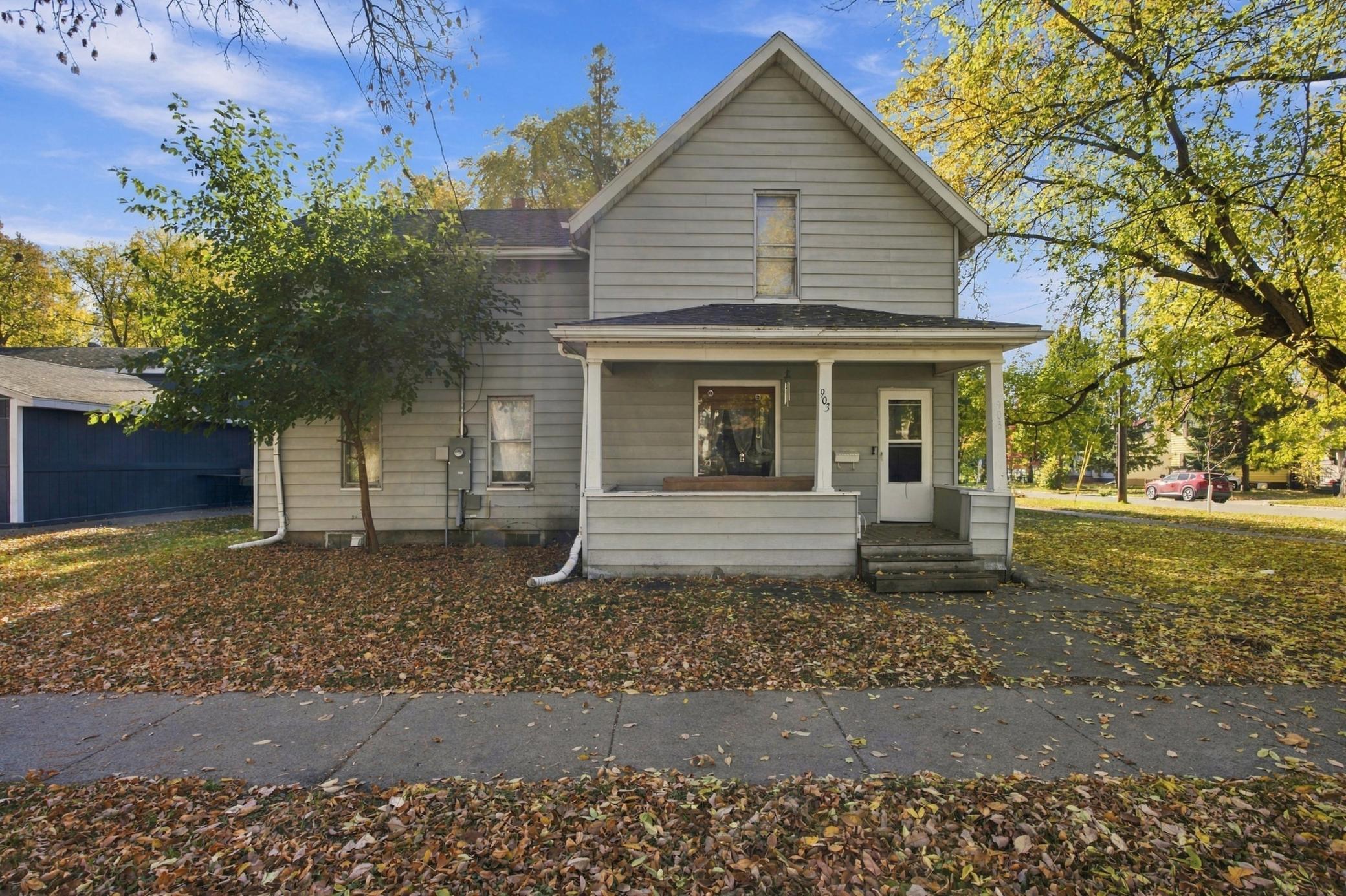 903 7th Avenue S Property Photo 1