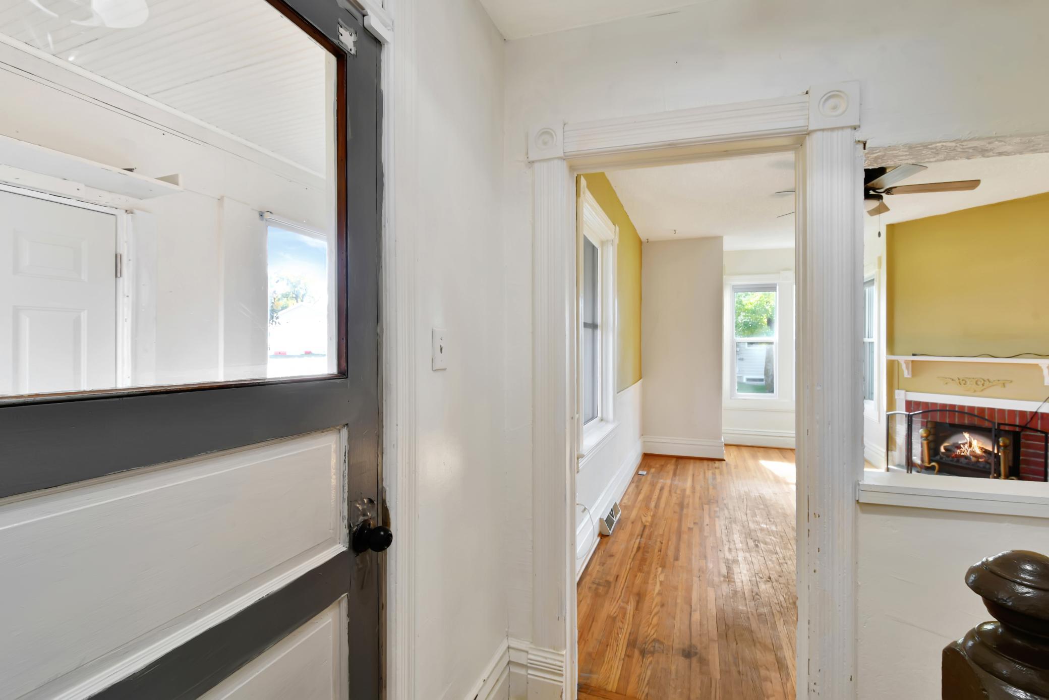 523 Front Street N Property Photo 5