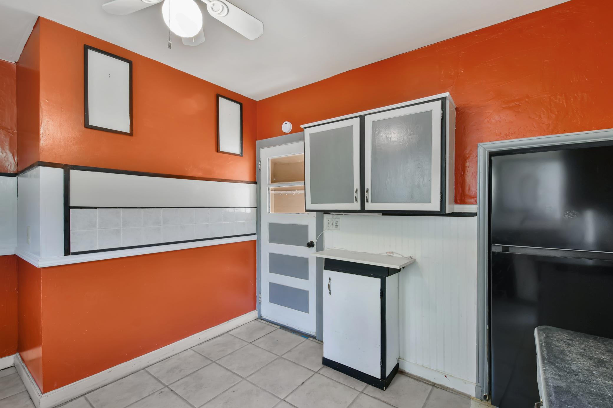 523 Front Street N Property Photo 25