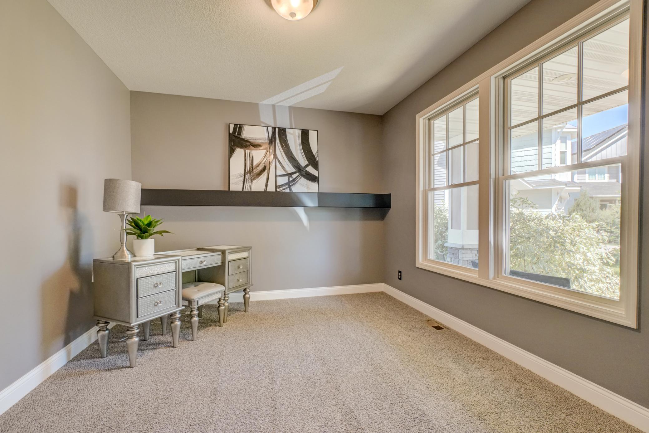 5204 Porchlight Bay Property Photo 9