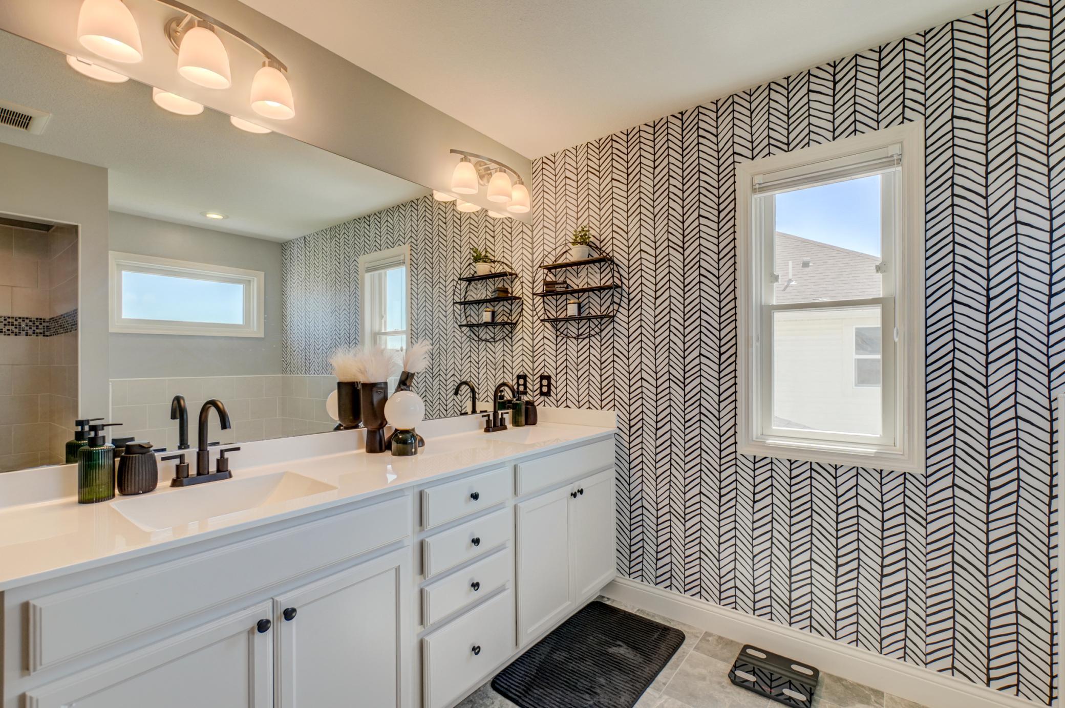 5204 Porchlight Bay Property Photo 22