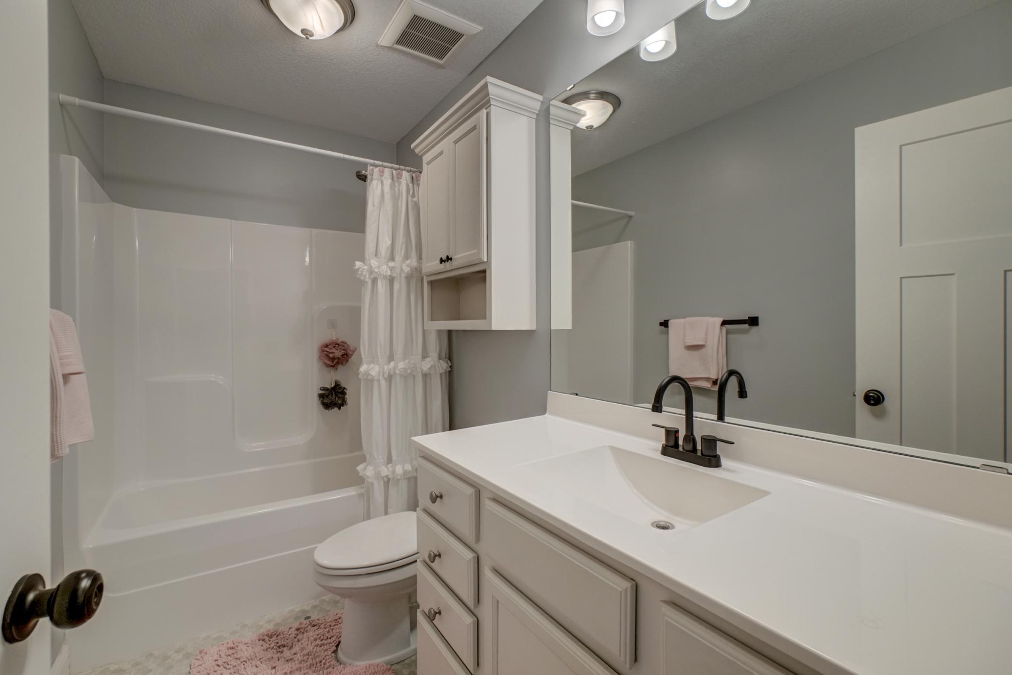 5204 Porchlight Bay Property Photo 29