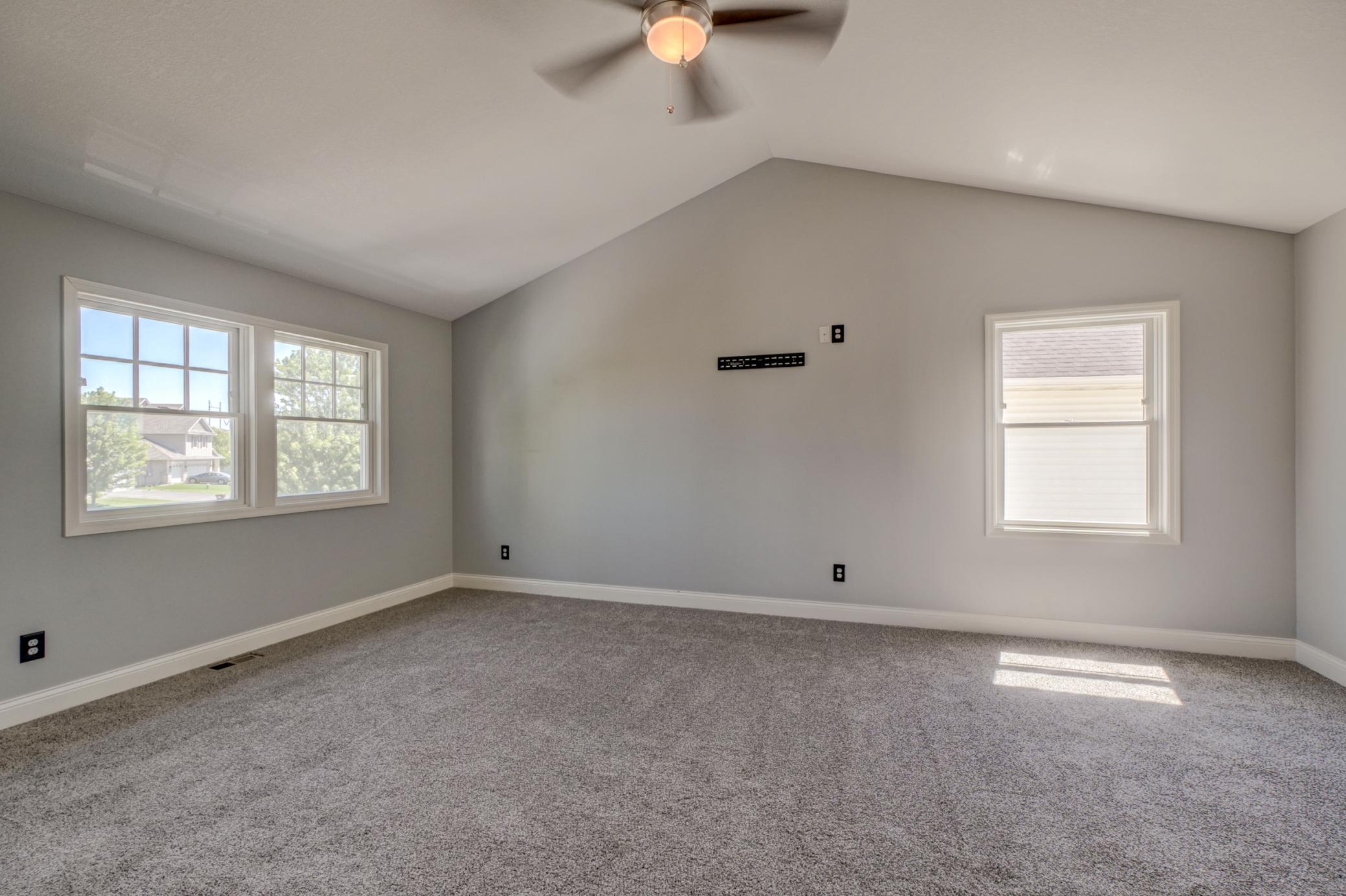 5204 Porchlight Bay Property Photo 30