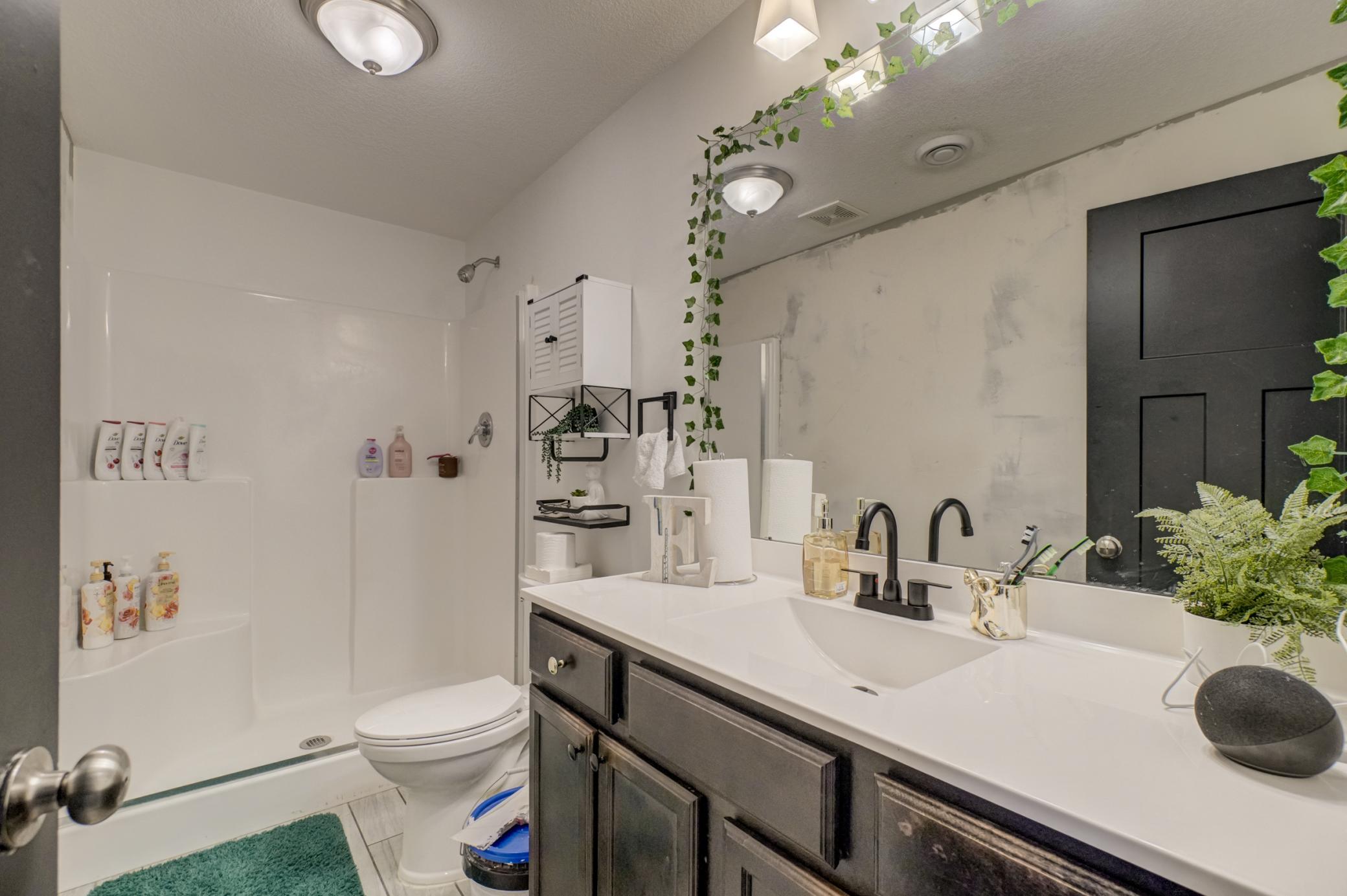 5204 Porchlight Bay Property Photo 40