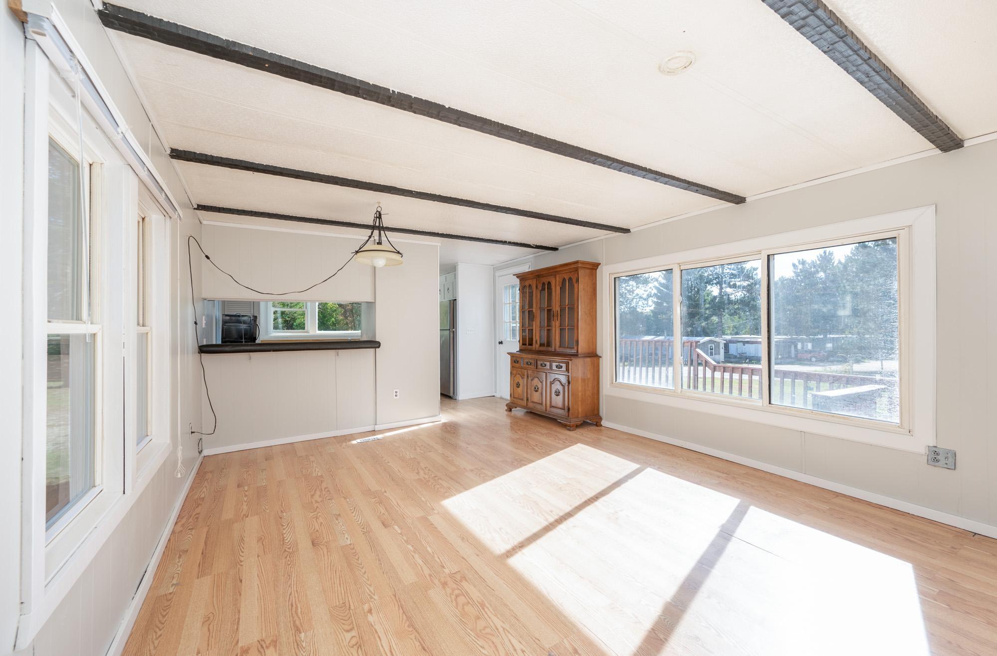 2540 Diane Lane Property Photo 4