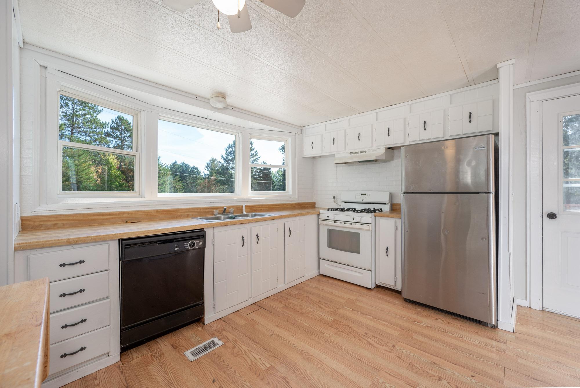 2540 Diane Lane Property Photo 7