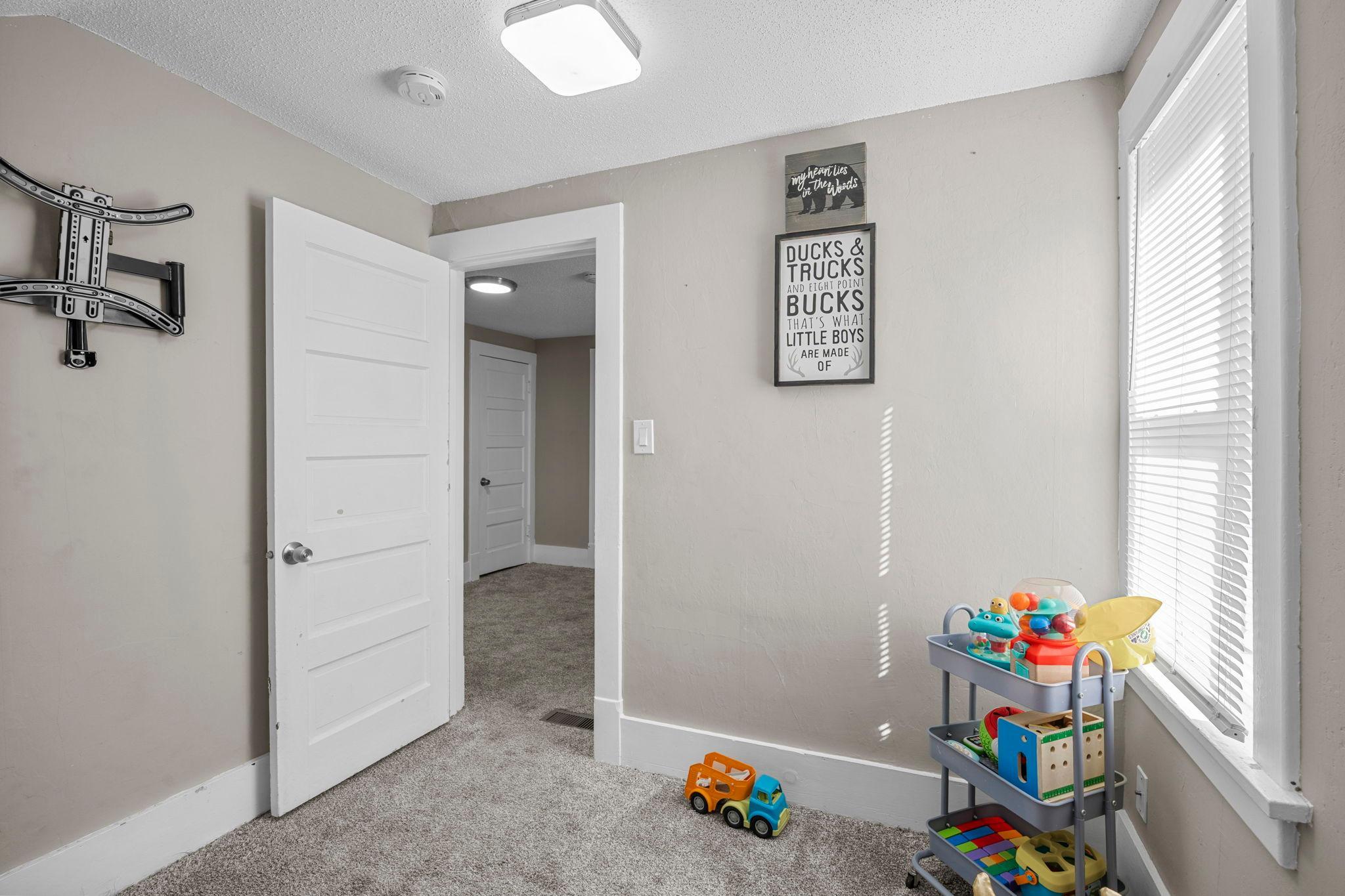 511 Ellsworth Avenue Property Photo 26