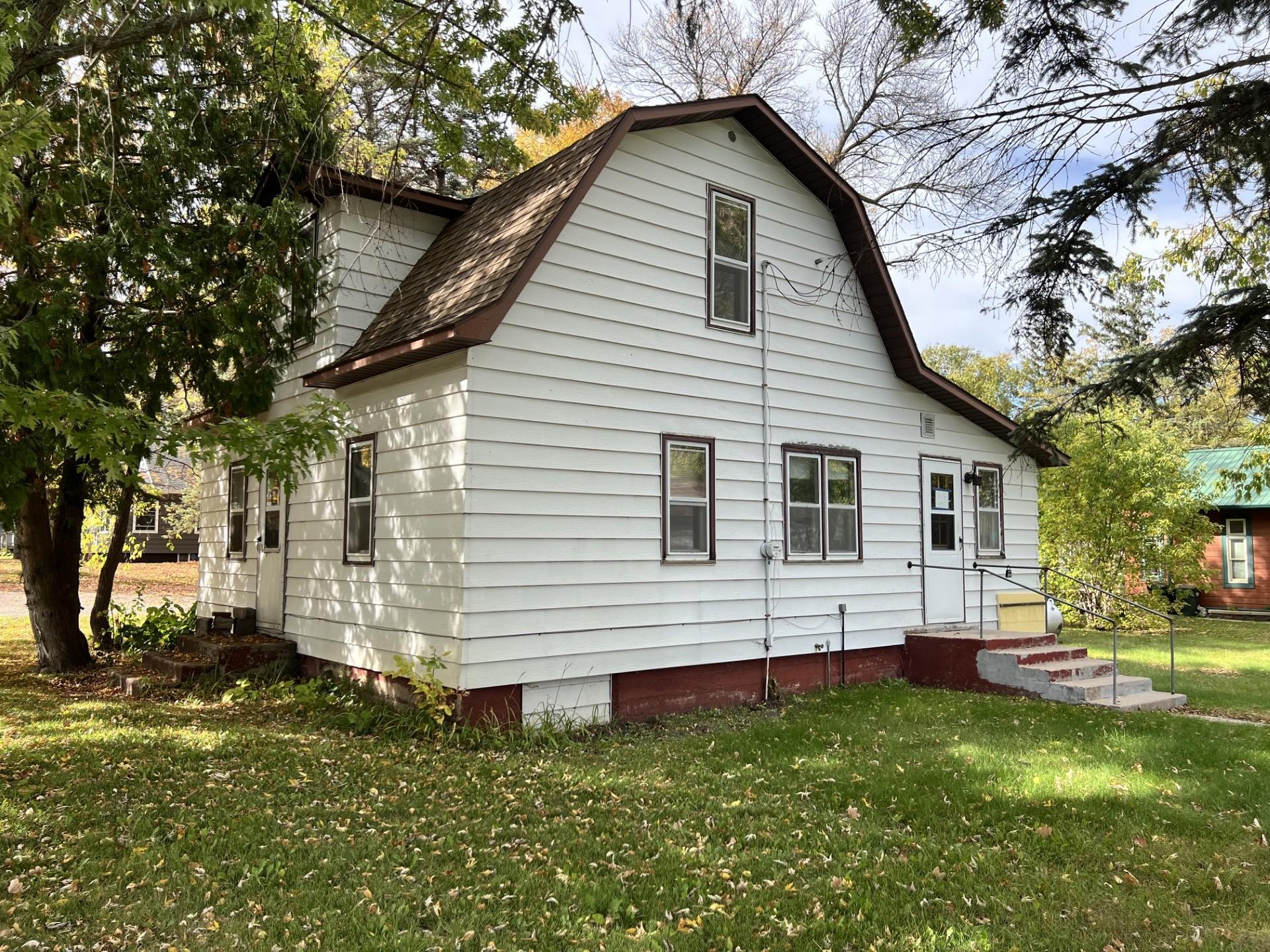 147 2nd Avenue Property Photo 1
