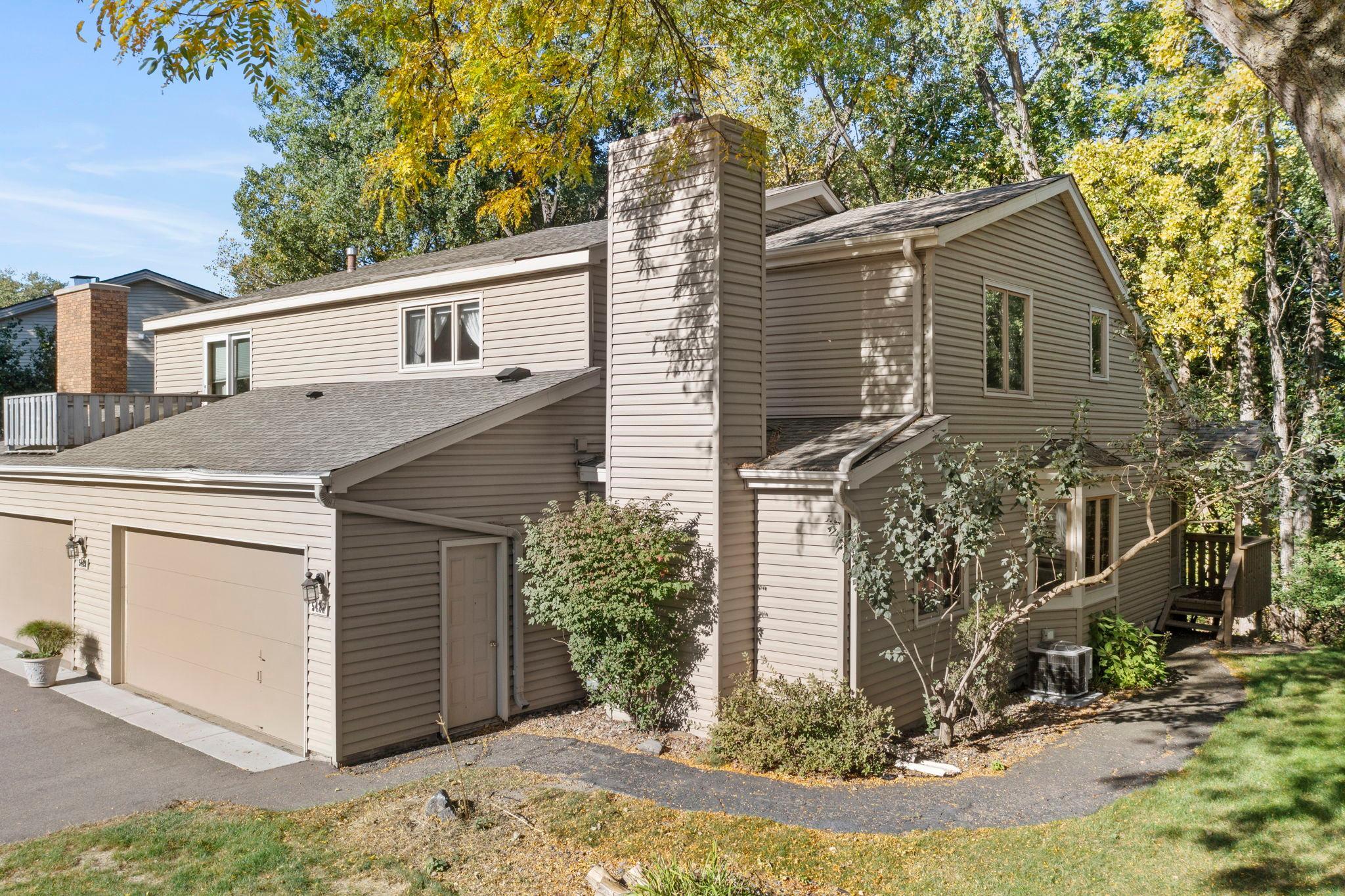 5422 Meister Road Property Photo 1