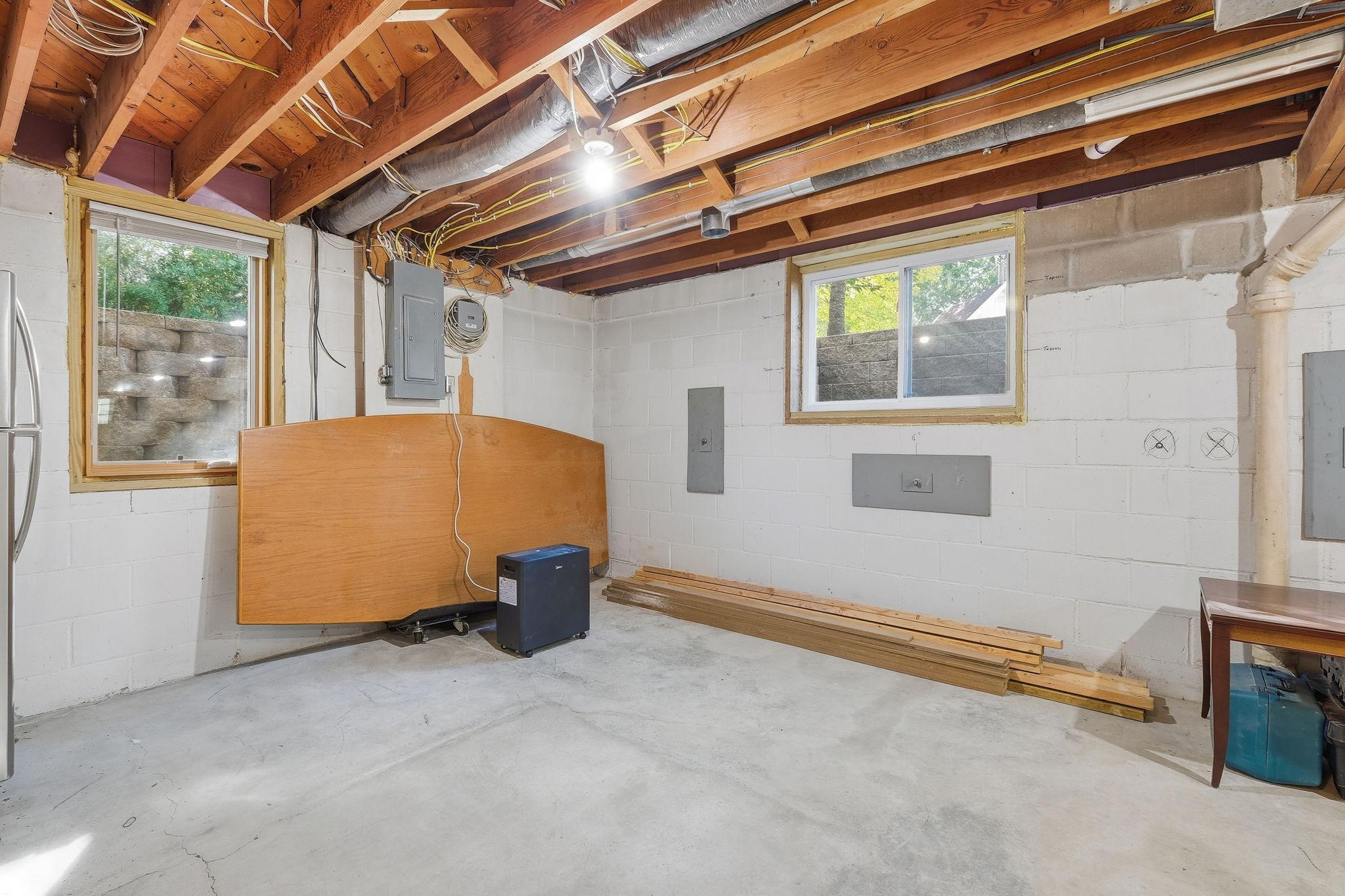 611 Central Avenue Property Photo 23