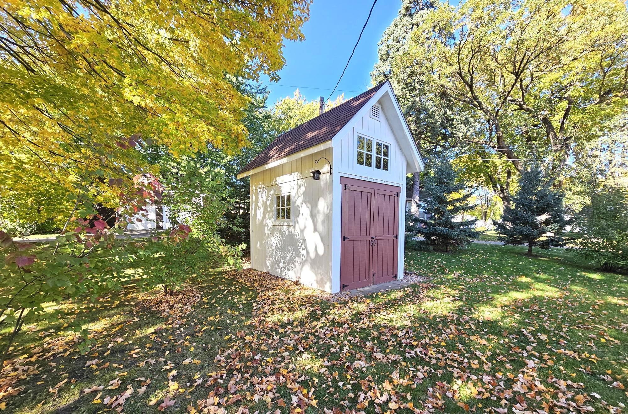611 Central Avenue Property Photo 36