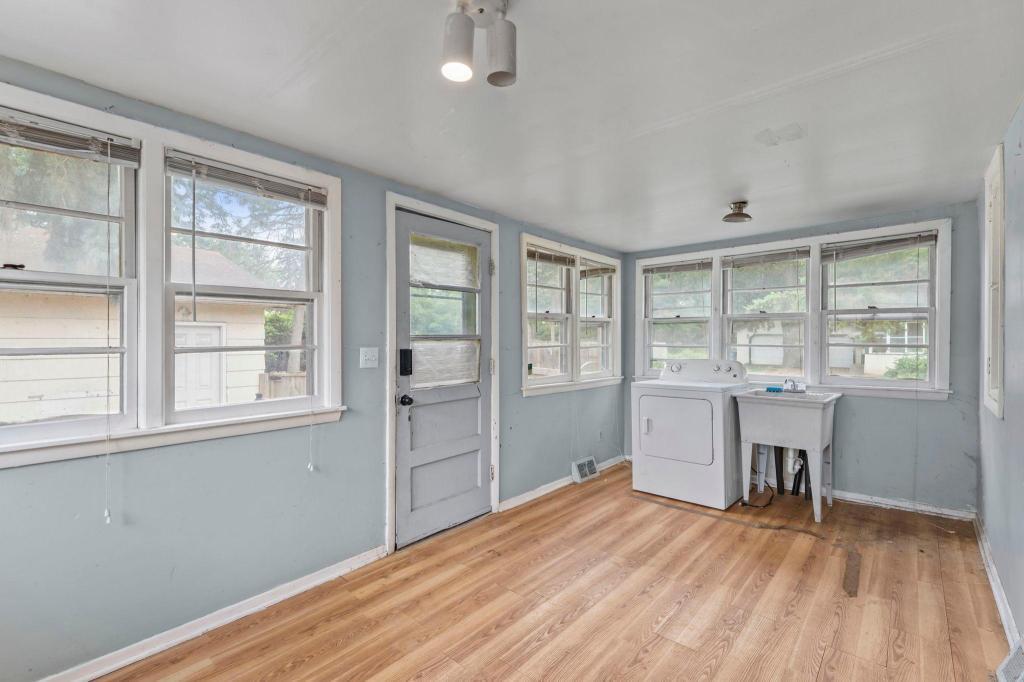 2174 8th Street Property Photo 17