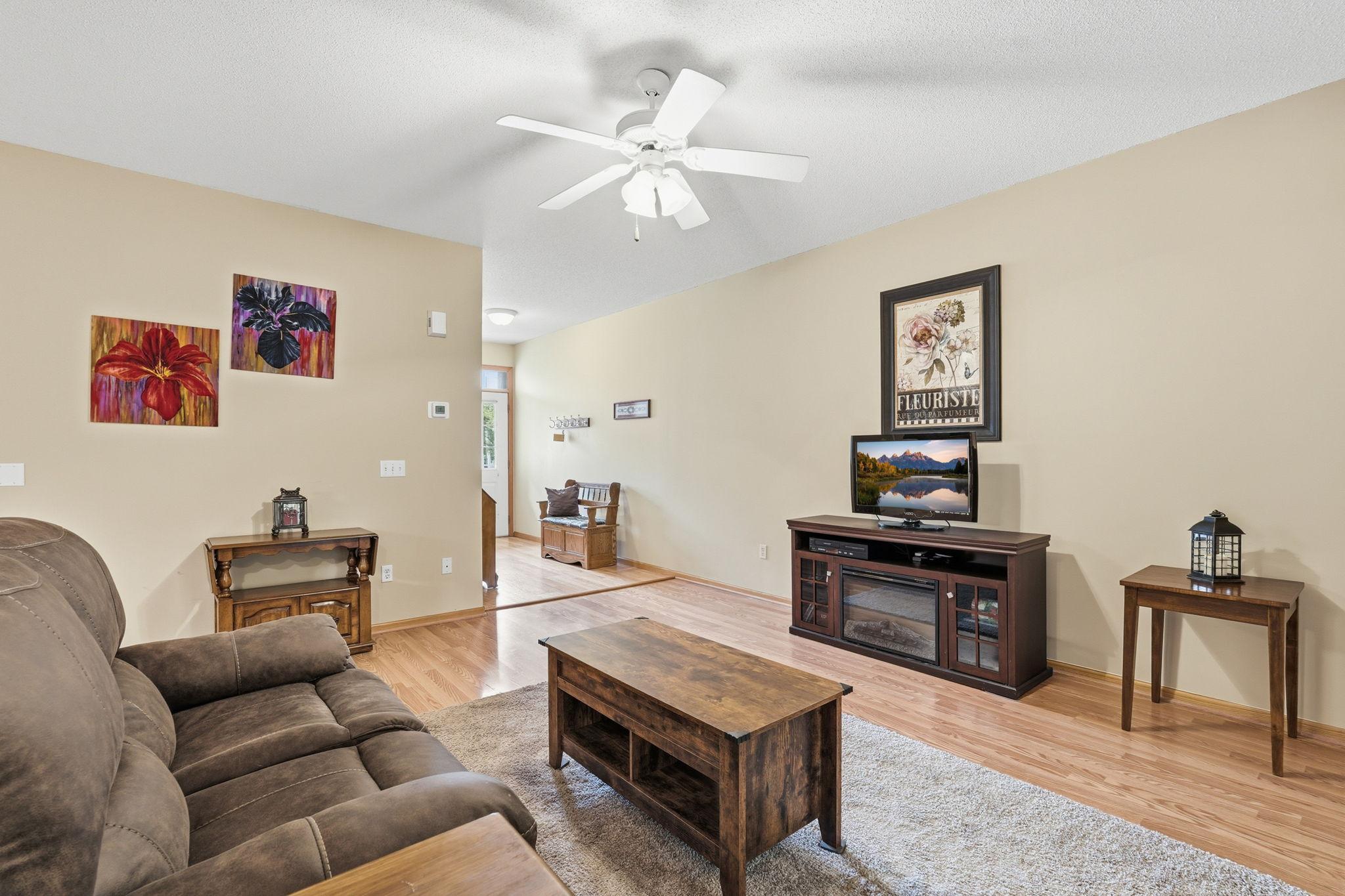12795 Ulysses Circle Ne Property Photo 5