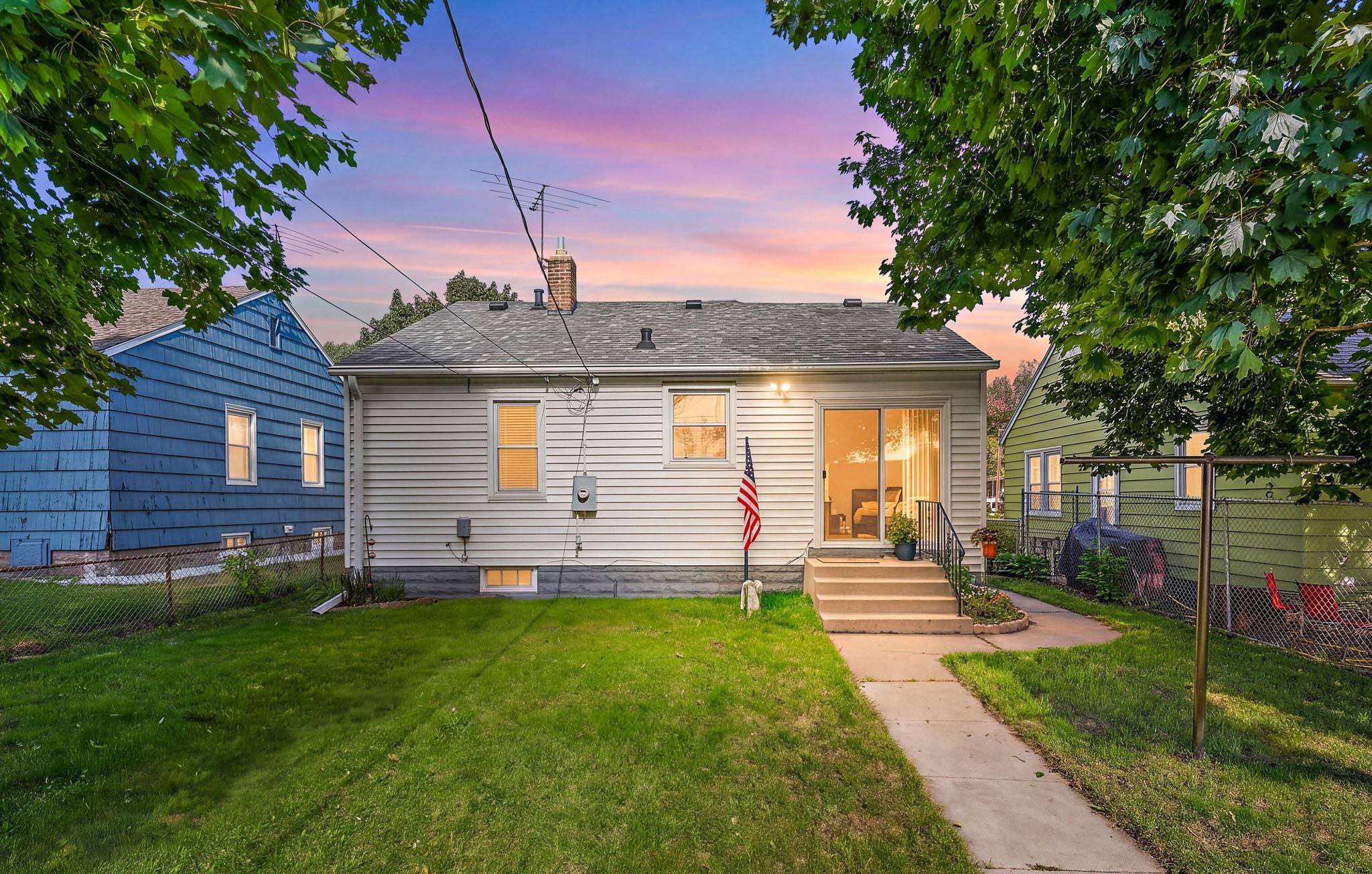 1340 3rd Street E Property Photo 2