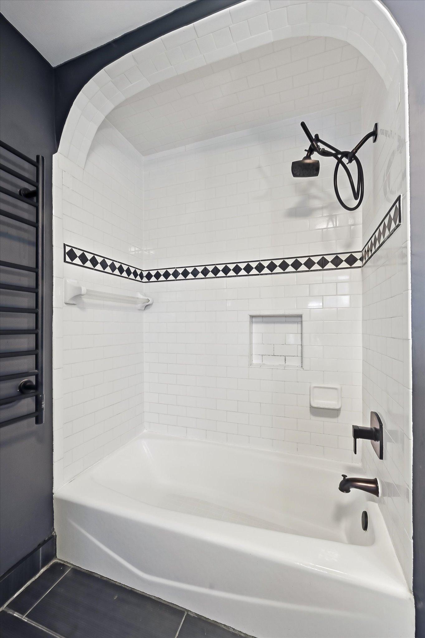 1208 Palace Avenue Property Photo 27