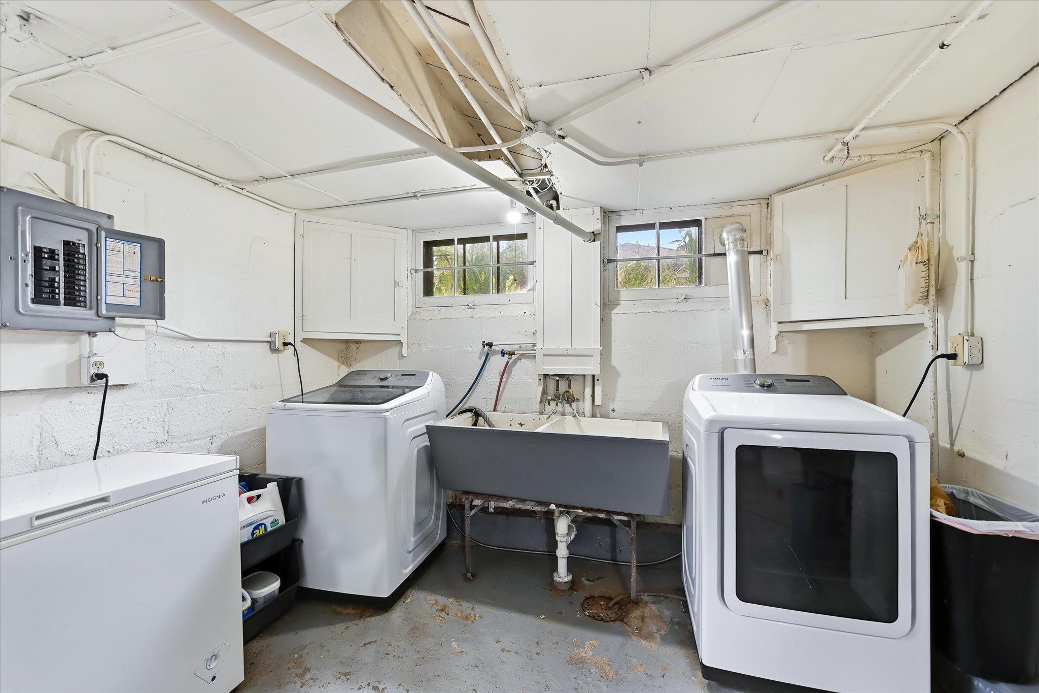 1208 Palace Avenue Property Photo 28