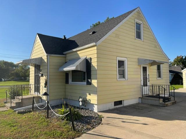 803 13th Avenue Se Property Photo 4