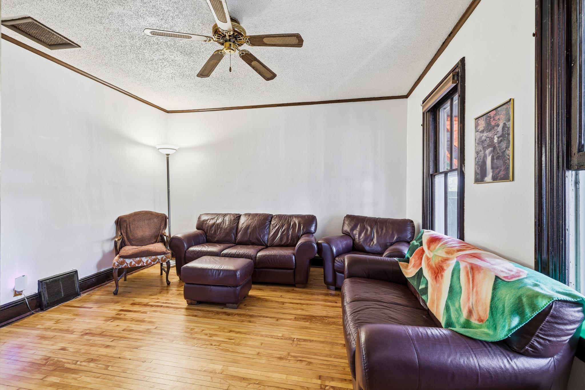 626 Magnolia Avenue E Property Photo 12