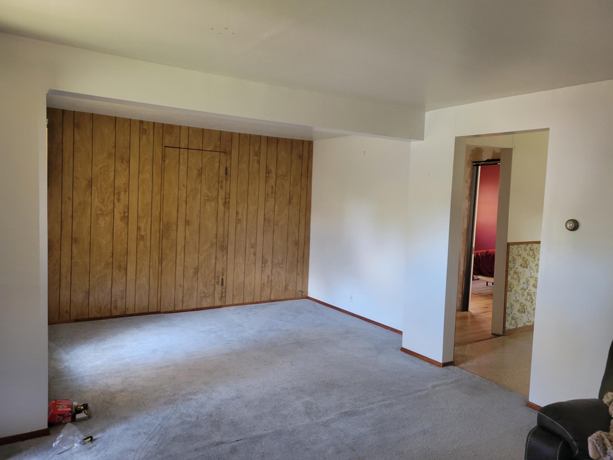 614 S Douglas Avenue Property Photo 8