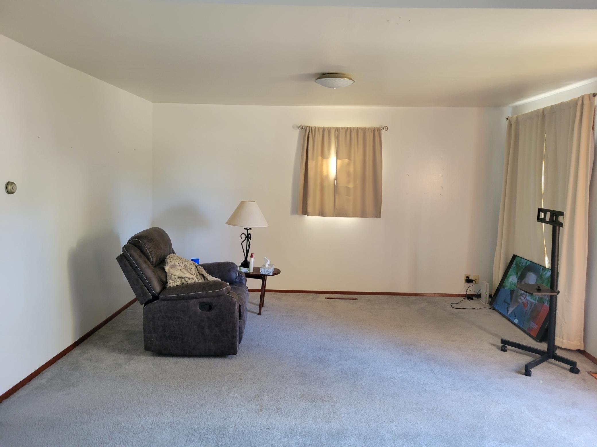 614 S Douglas Avenue Property Photo 9