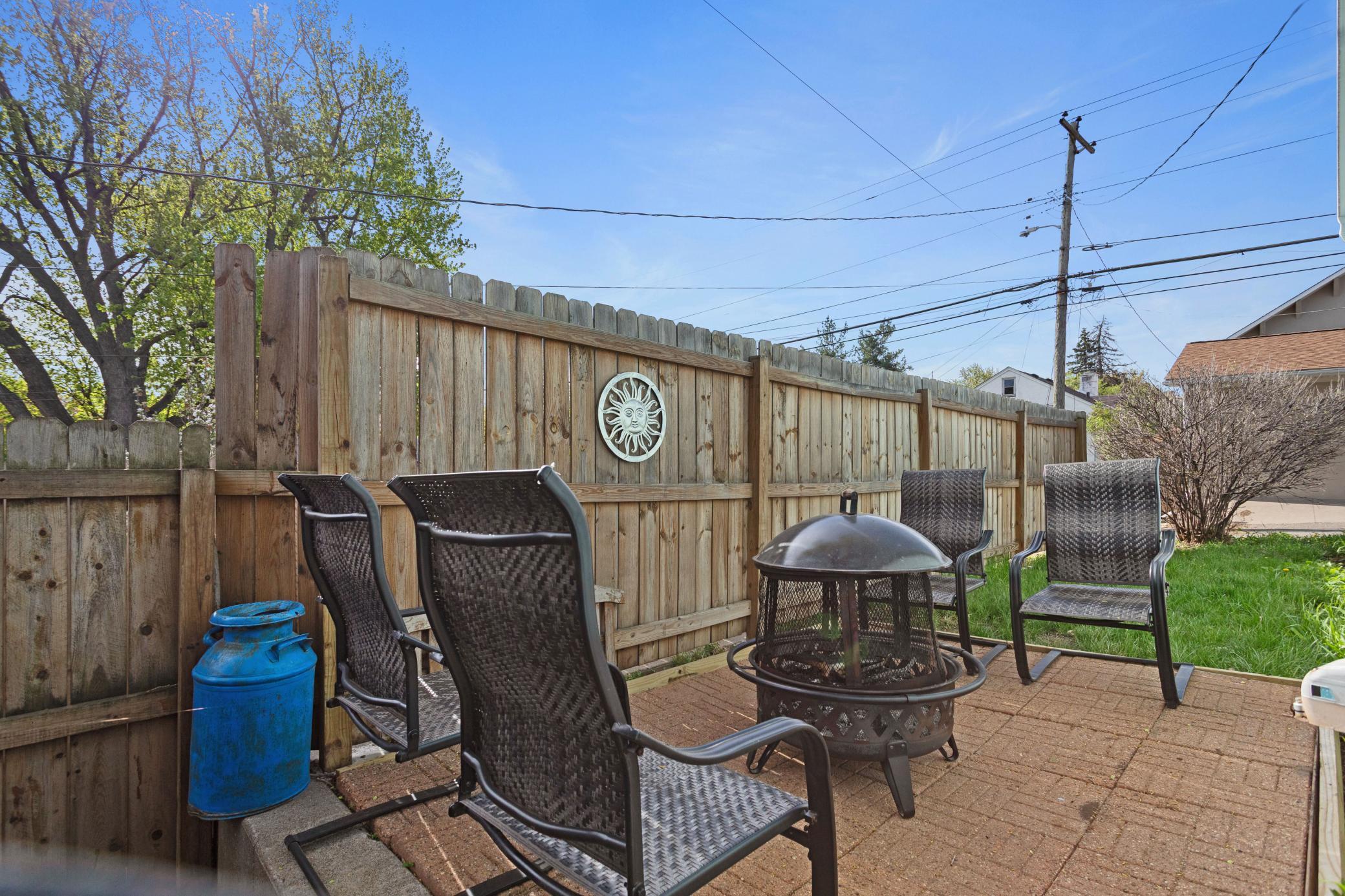 1326 Reaney Avenue Property Photo 16