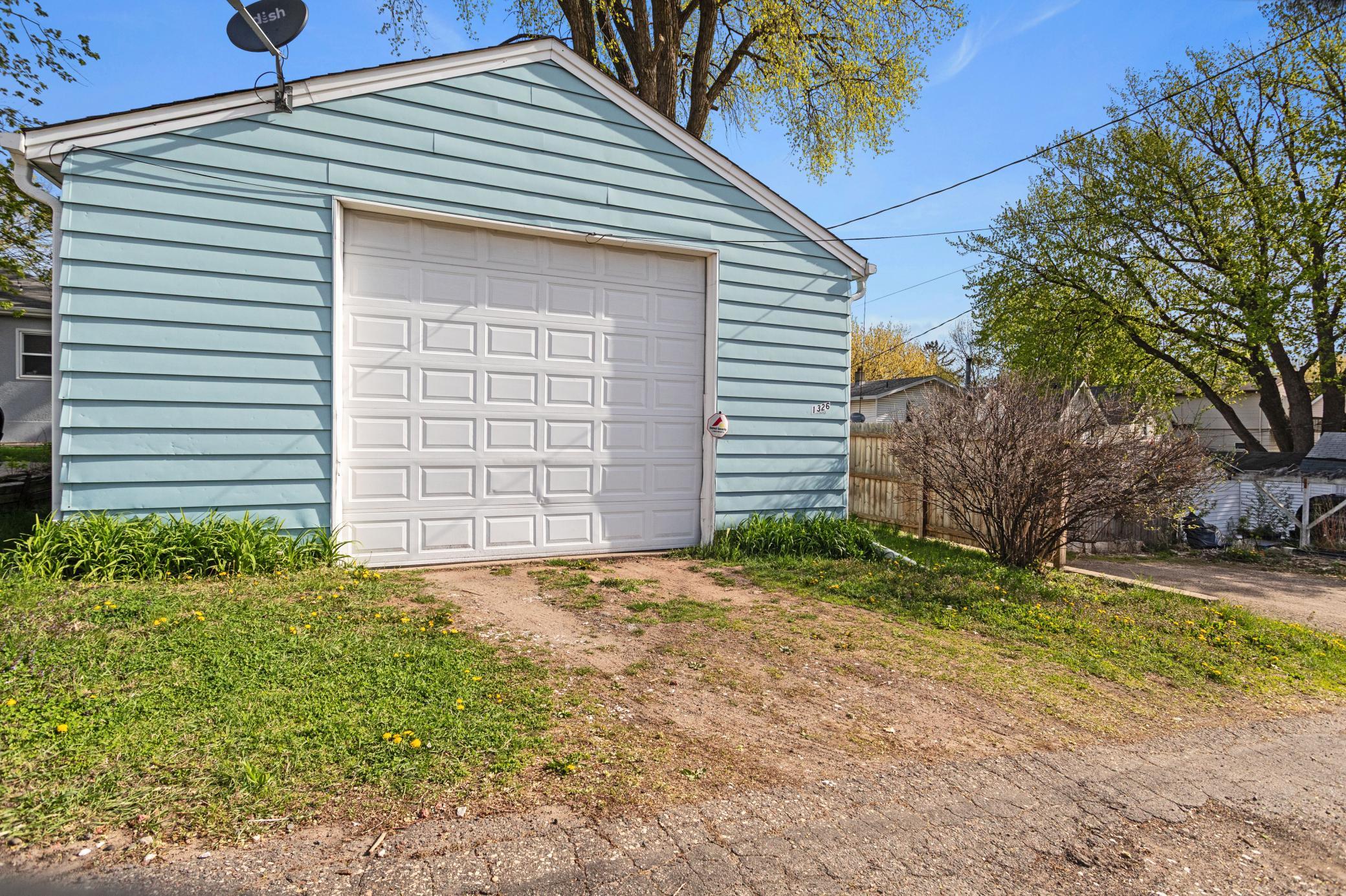 1326 Reaney Avenue Property Photo 19