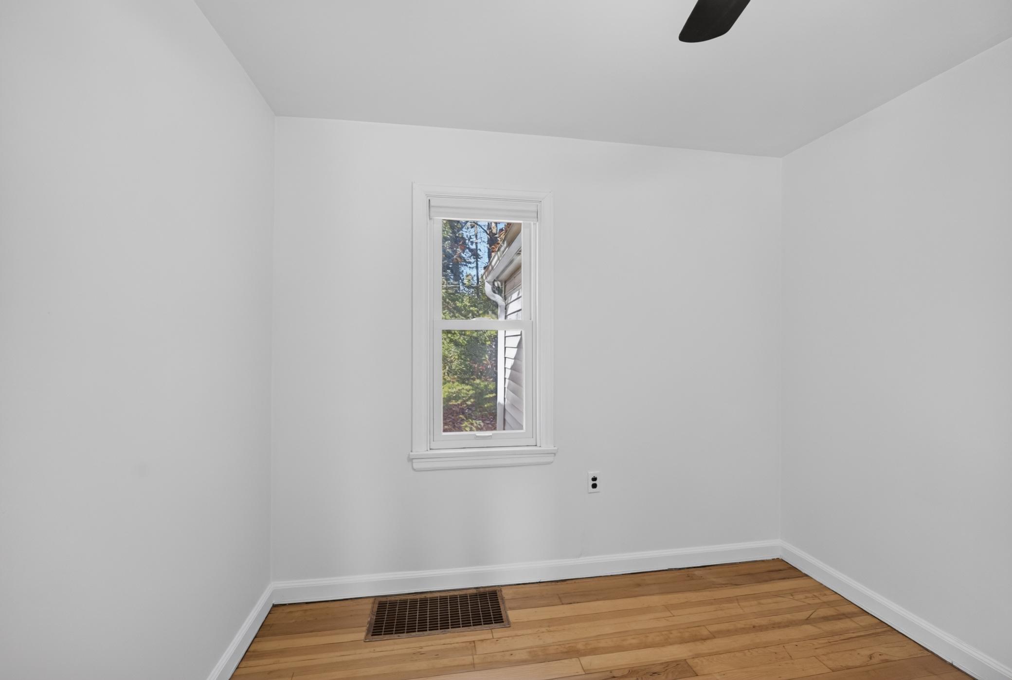 2115 Doddridge Avenue Property Photo 10