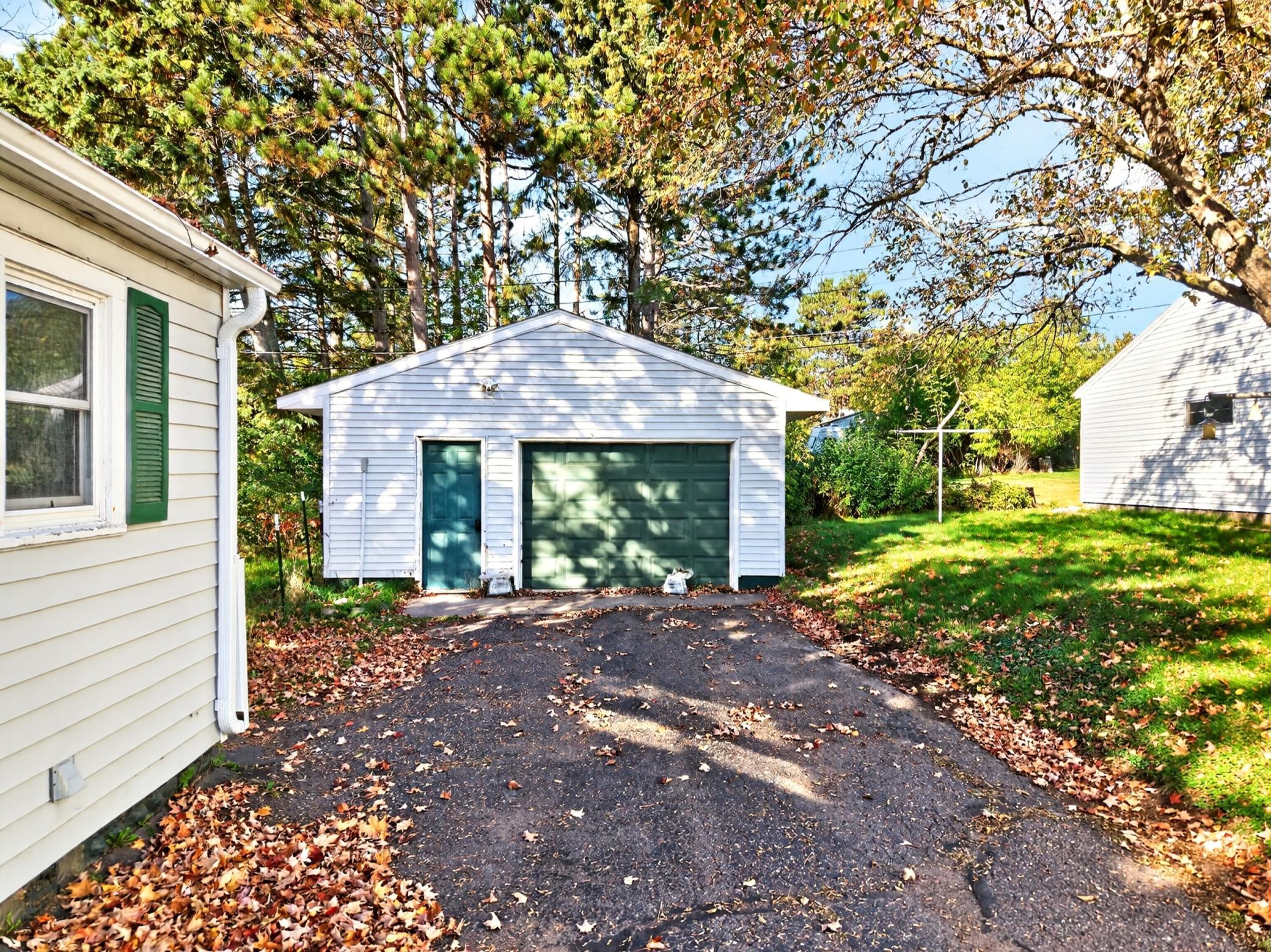 2115 Doddridge Avenue Property Photo 13
