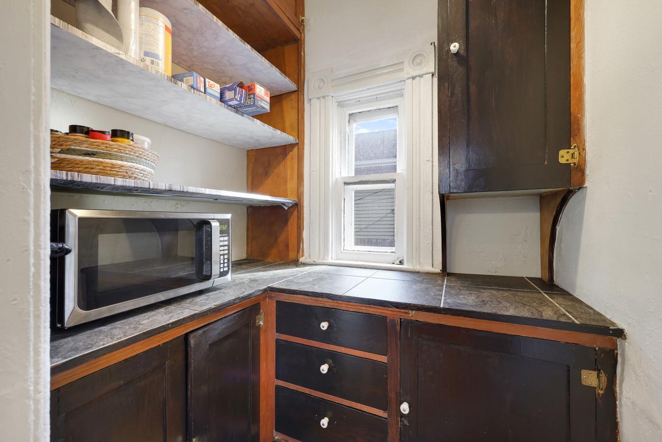 277 E Morton Street E Property Photo 13