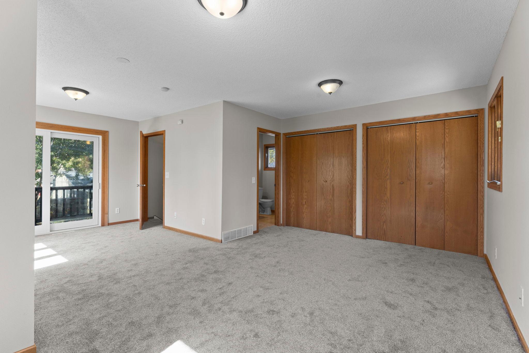 2001 W 61st Street Property Photo 21