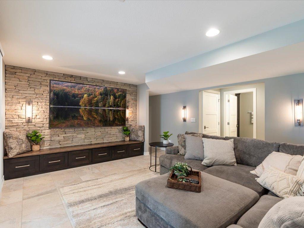 14023 Hummingbird Drive Property Photo 33