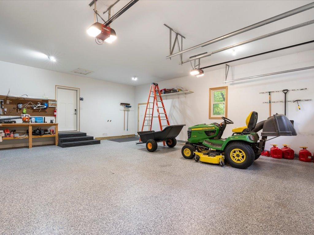 14023 Hummingbird Drive Property Photo 42