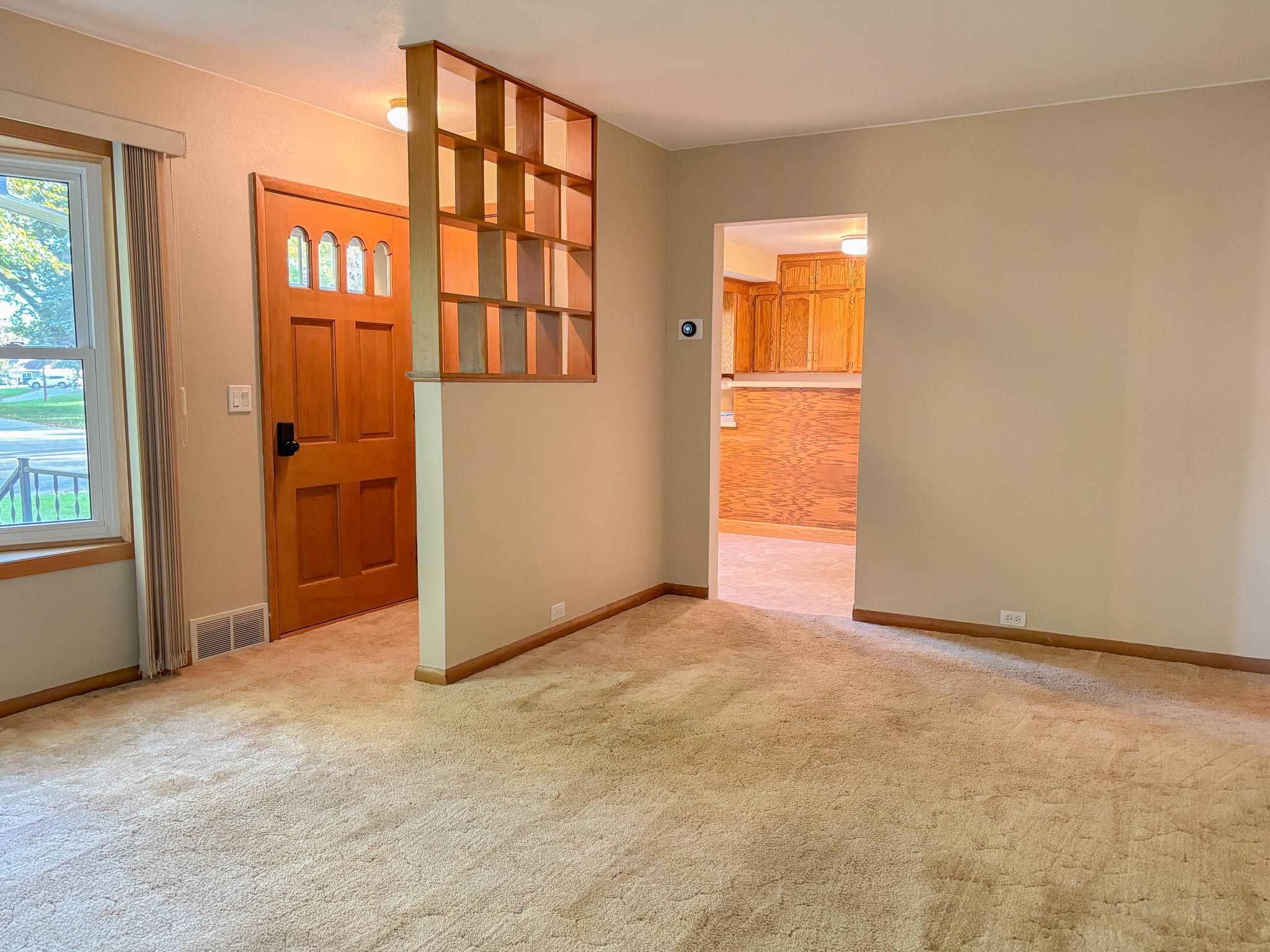 740 E Gustavus Avenue Property Photo 7
