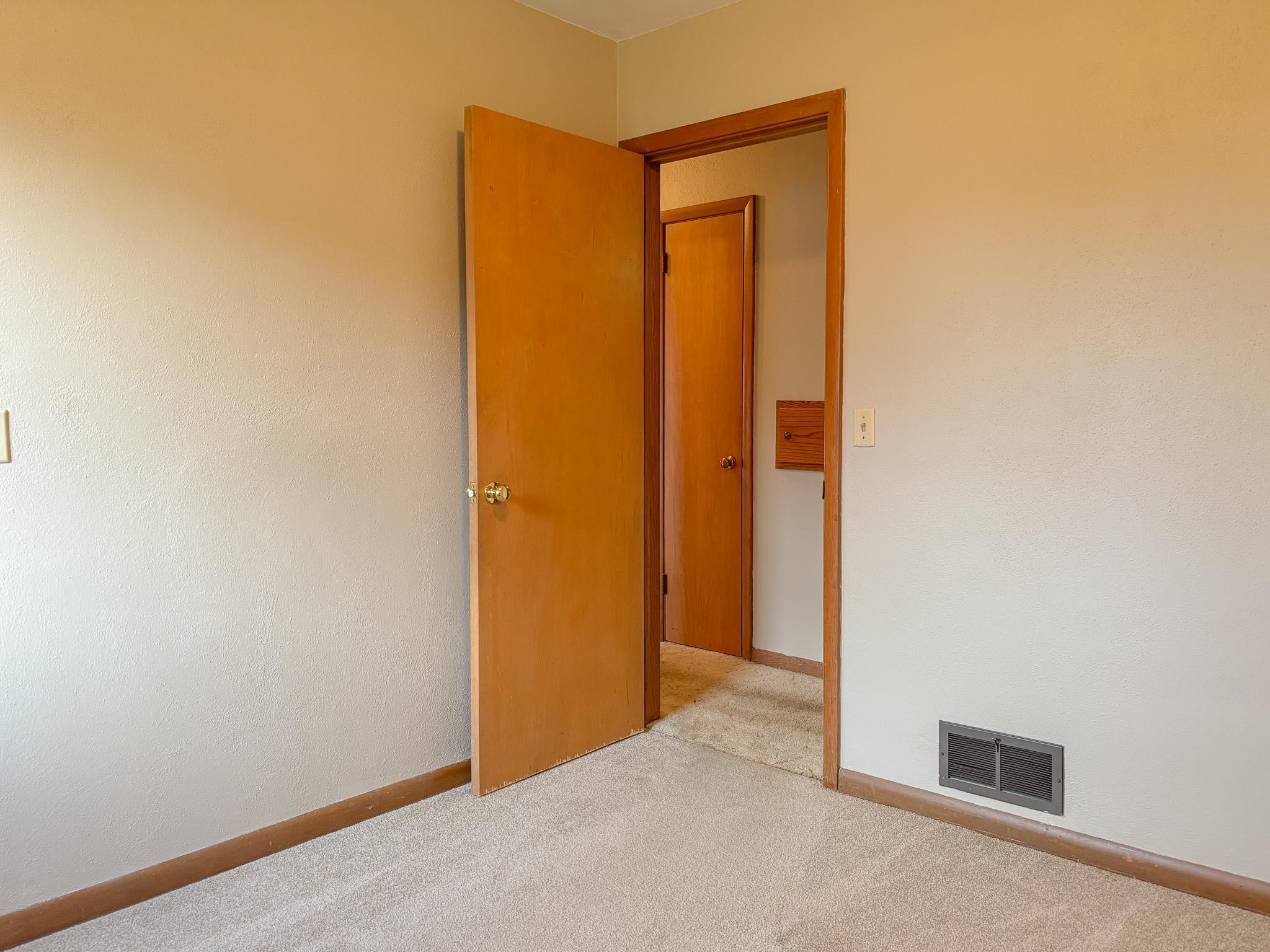 740 E Gustavus Avenue Property Photo 22