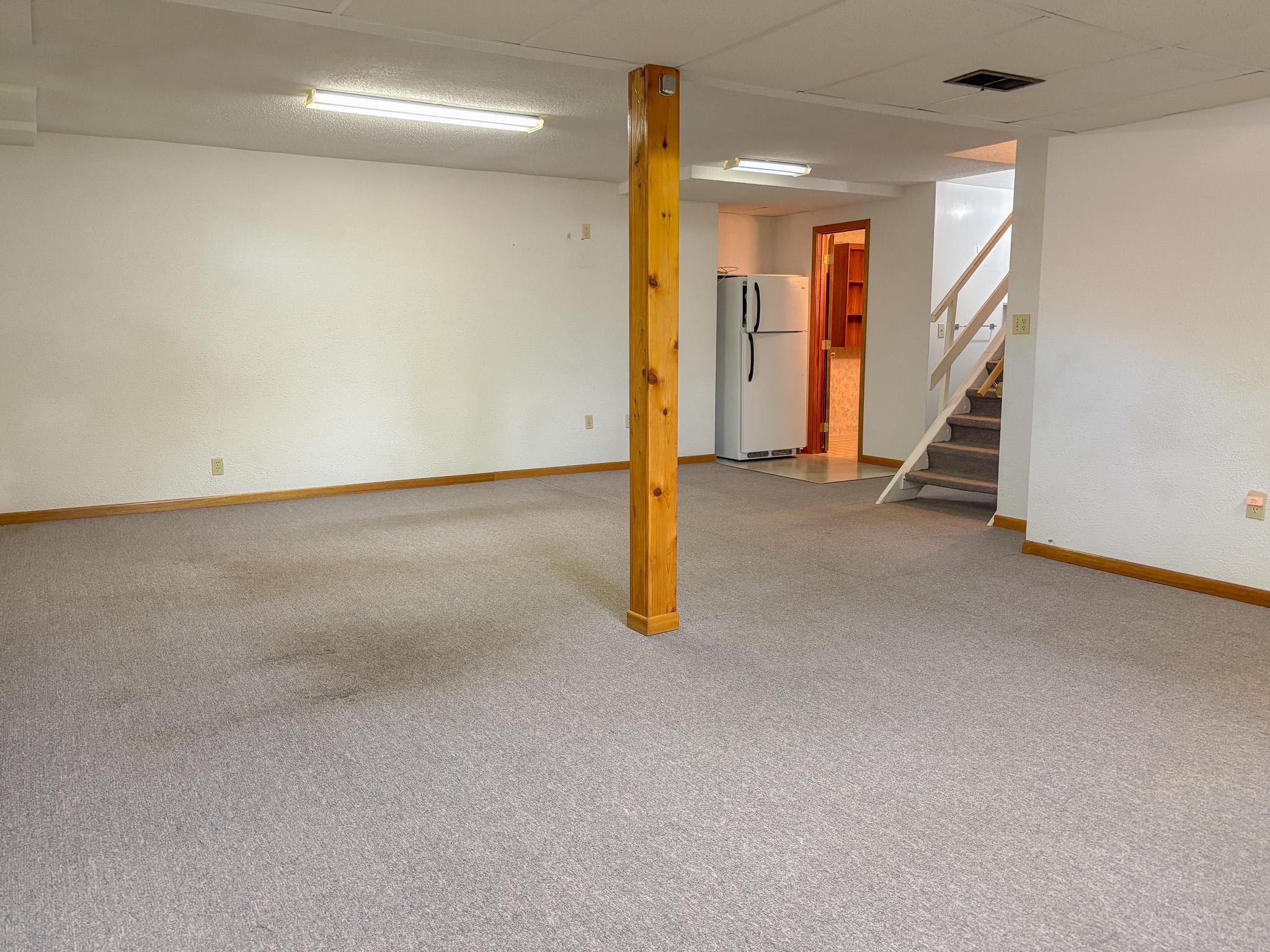 740 E Gustavus Avenue Property Photo 28
