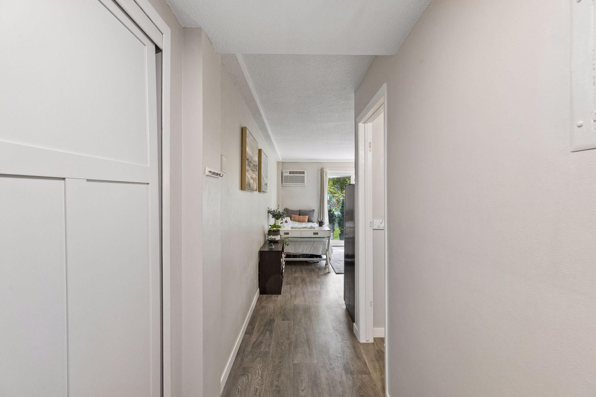 130 Demont Avenue E 144 Property Photo 2