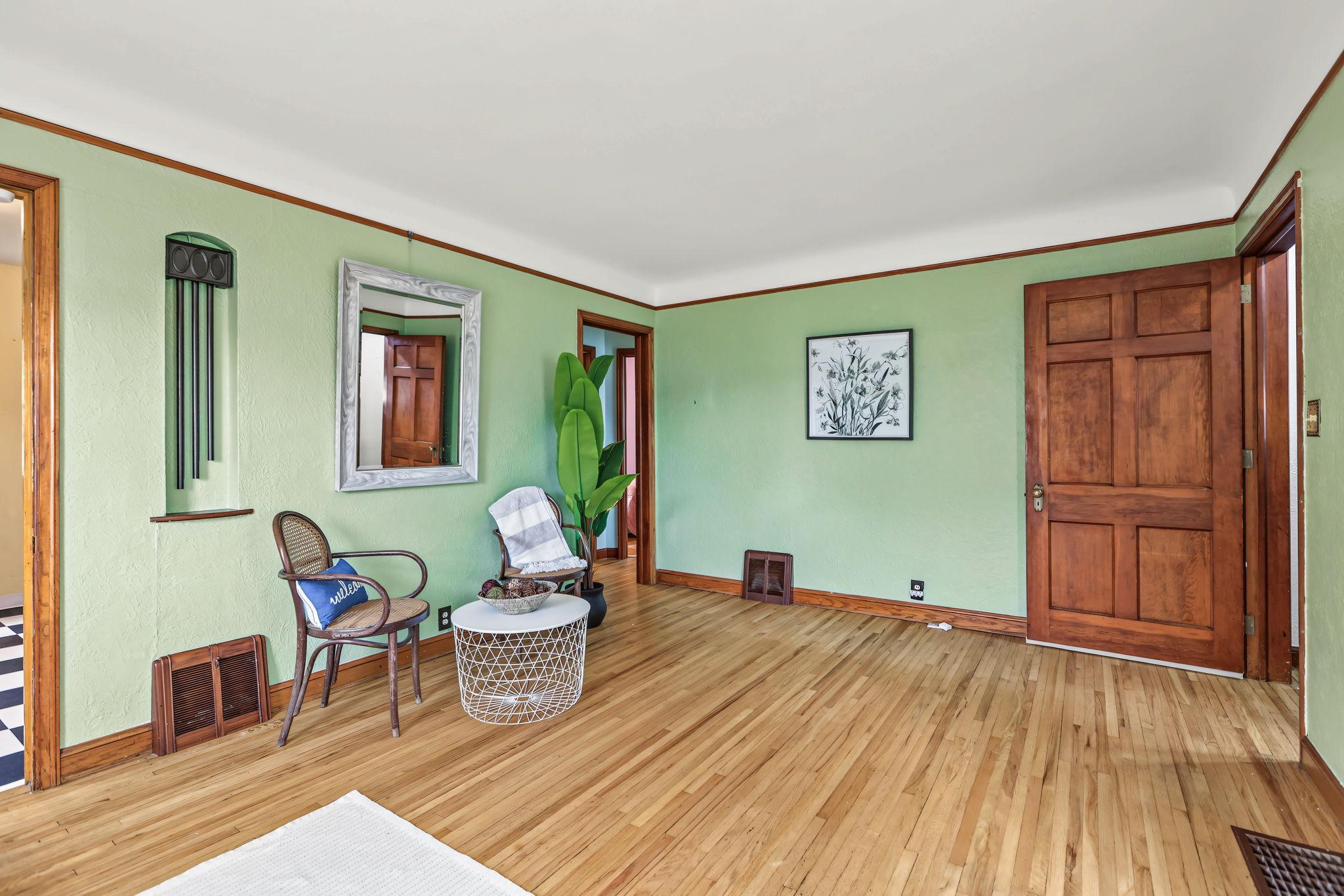 4018 Monroe Street Ne Property Photo 8