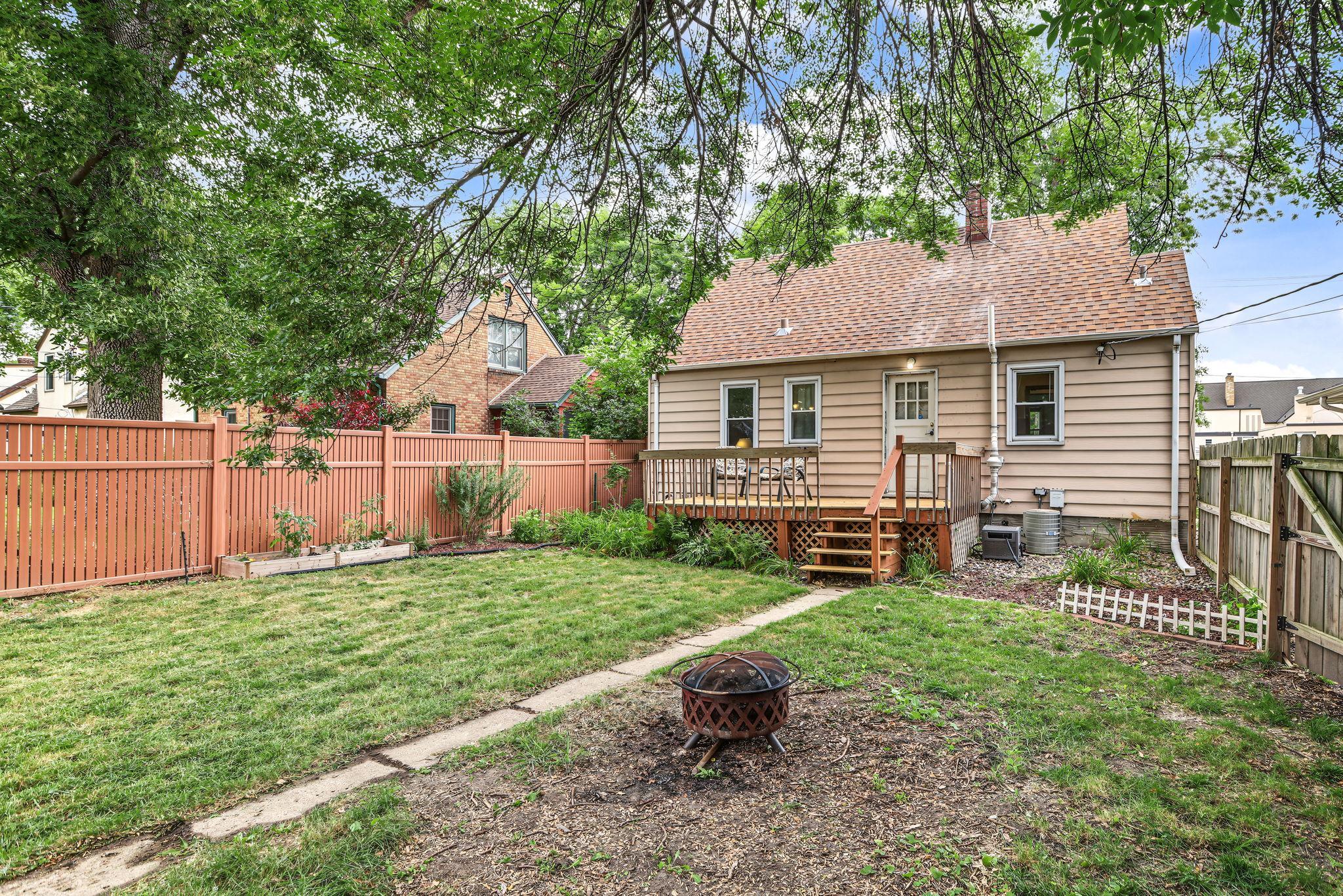 4018 Monroe Street Ne Property Photo 26