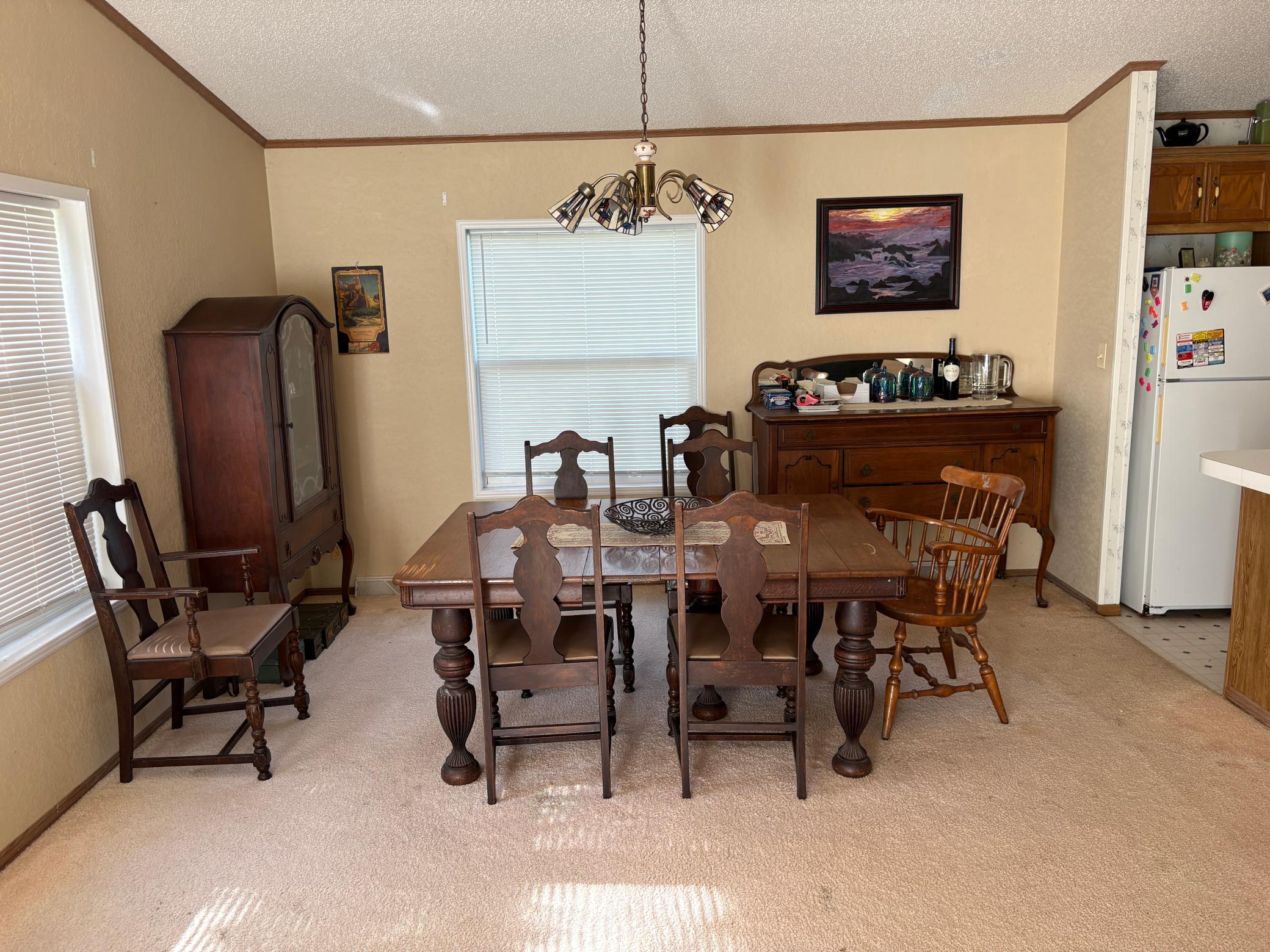 204 E Hibbard Avenue Property Photo 4