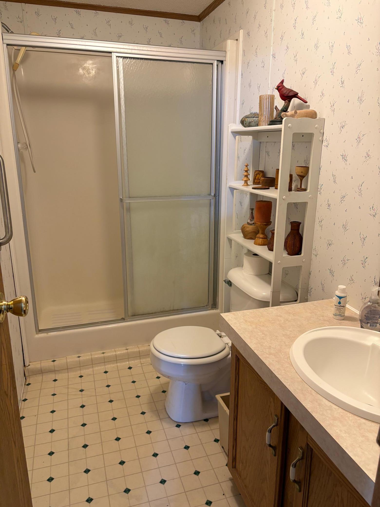 204 E Hibbard Avenue Property Photo 8