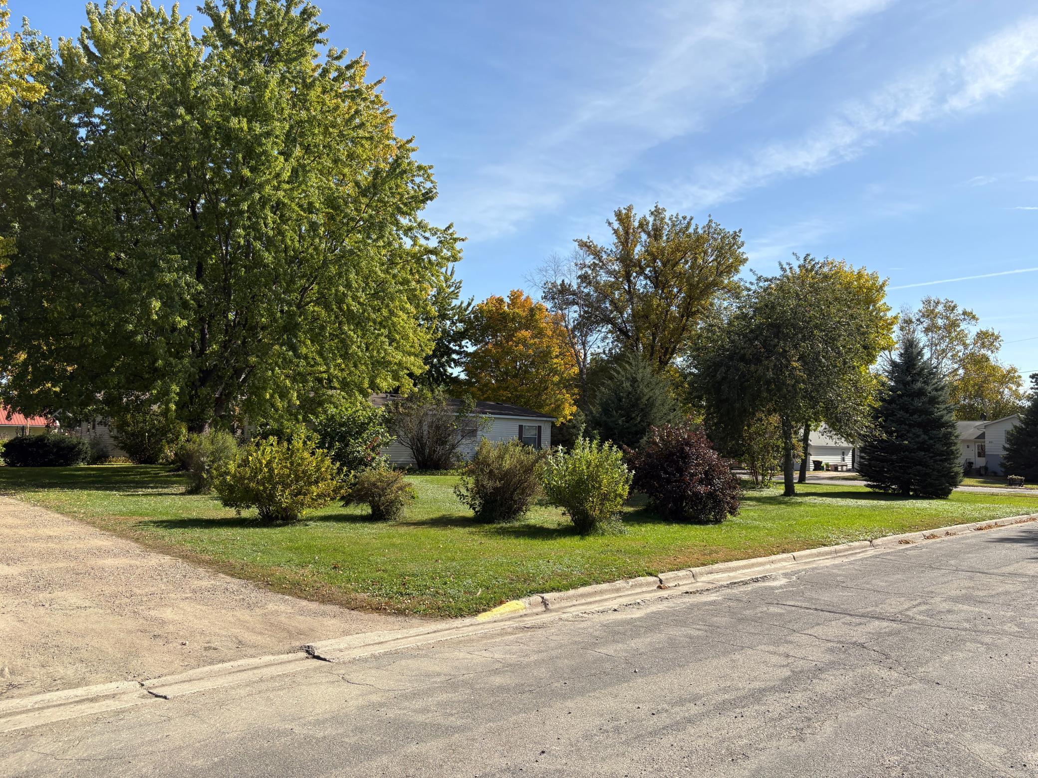 204 E Hibbard Avenue Property Photo 13