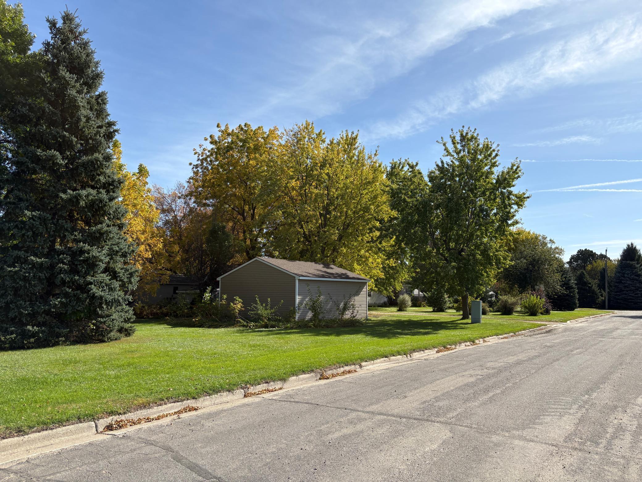 204 E Hibbard Avenue Property Photo 14