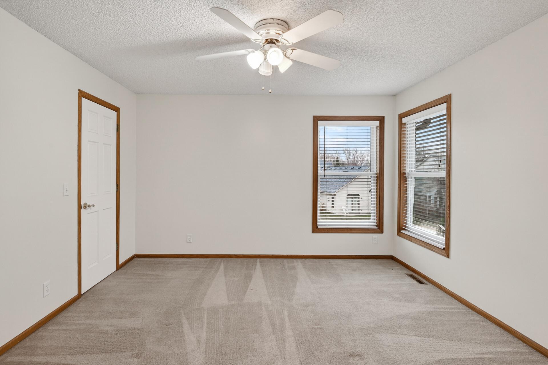 8057 Garfield Street Ne Property Photo 28
