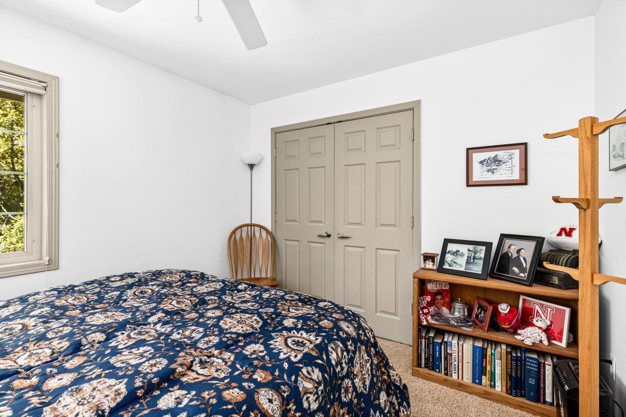 1424 E Skyline Parkway Property Photo 40