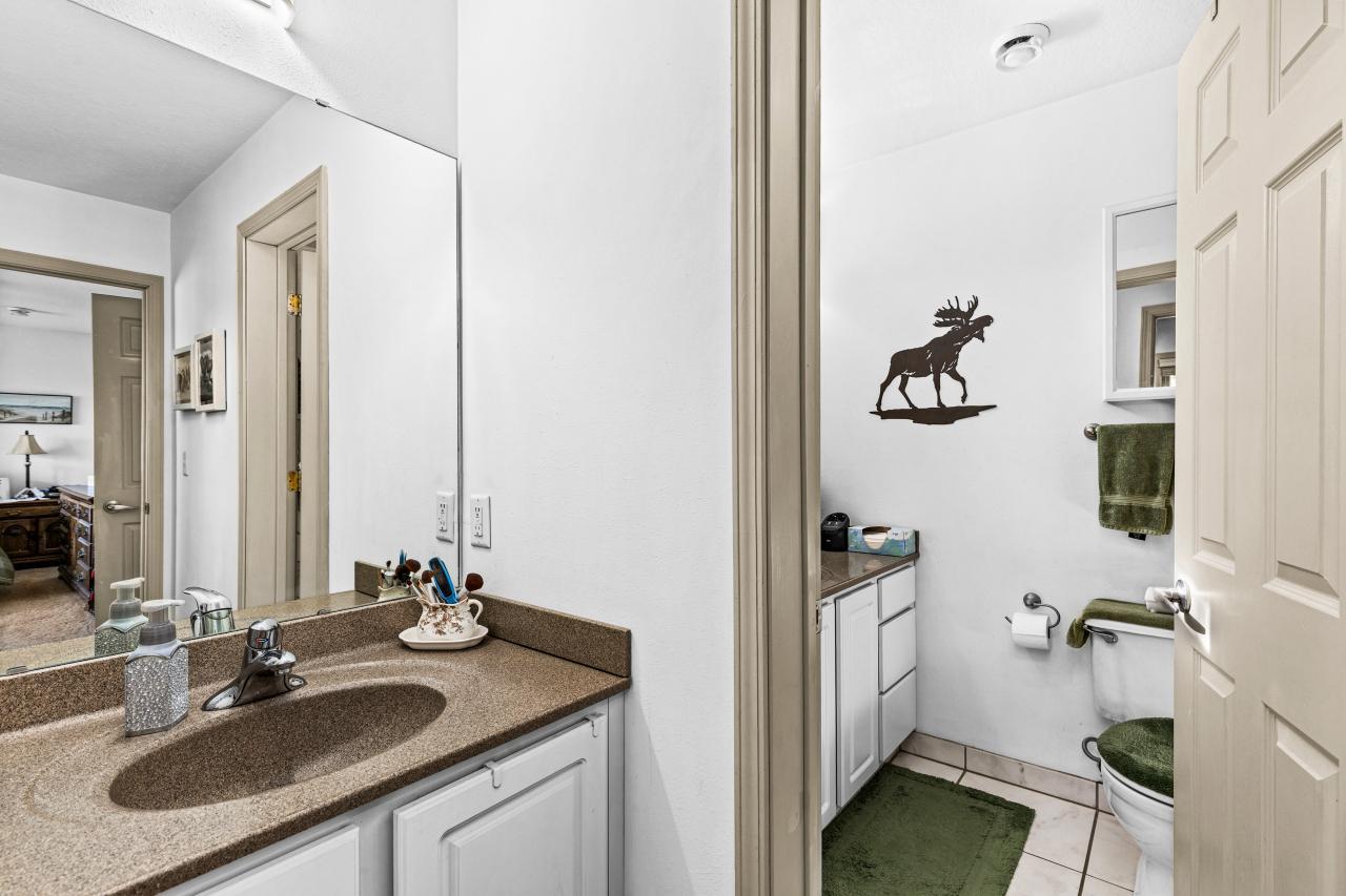 1424 E Skyline Parkway Property Photo 52