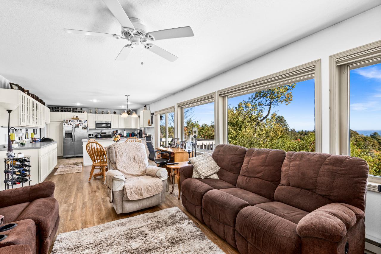 1424 E Skyline Parkway Property Photo 65