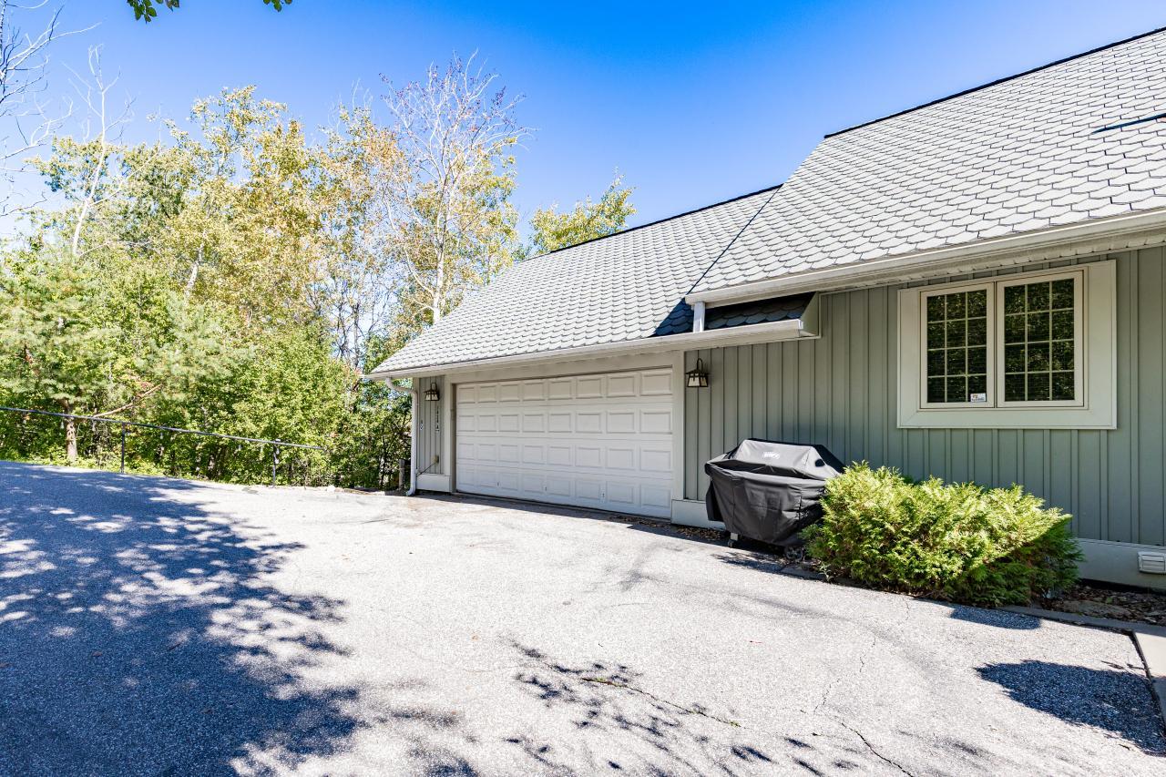 1424 E Skyline Parkway Property Photo 74
