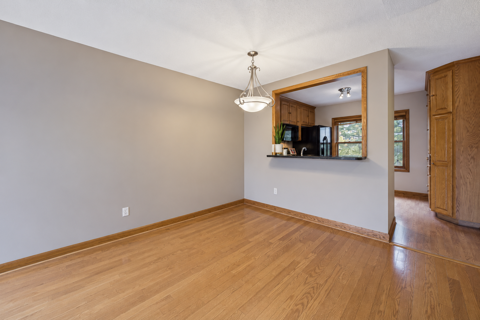 246 3rd Avenue Ne Property Photo 7