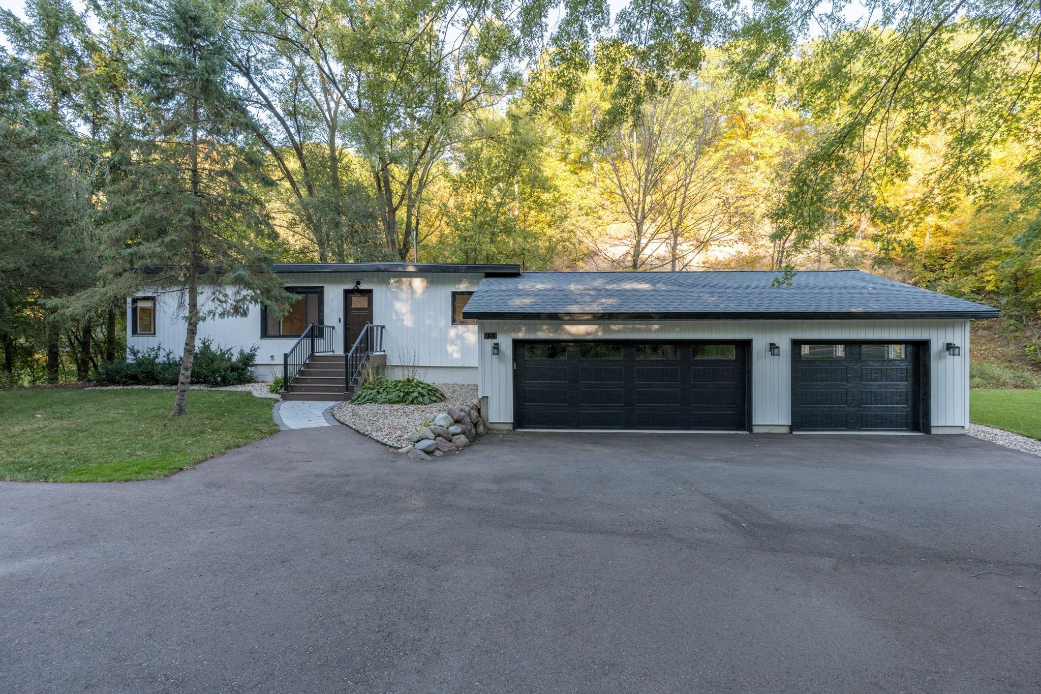 933 Thompson Ravine Road